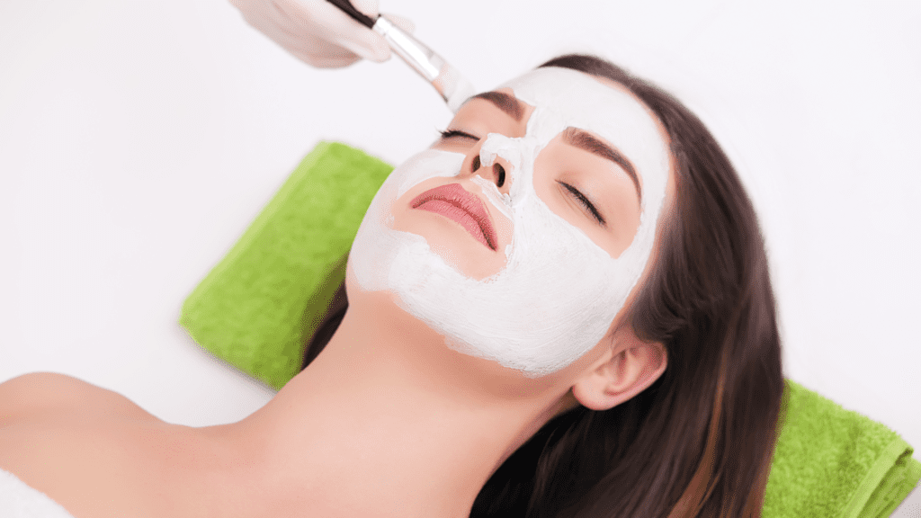 yougurt benefits for skin - face pack